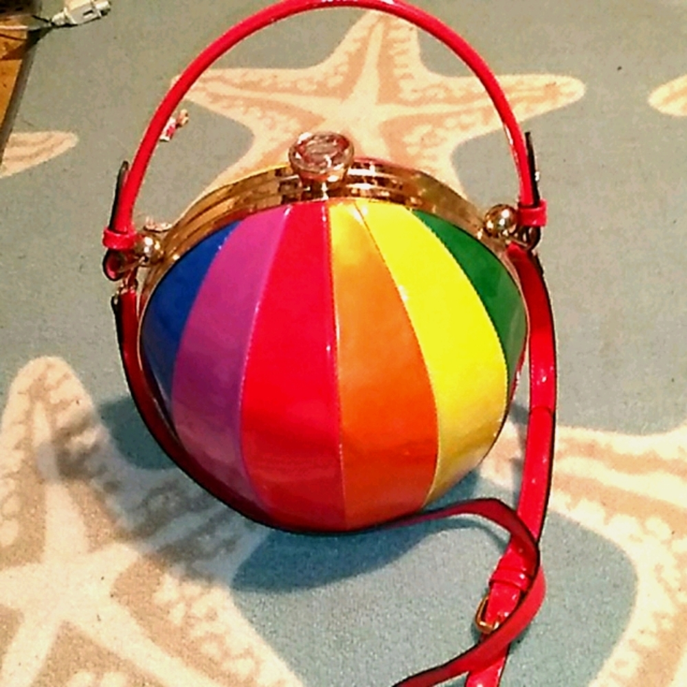 Beachball purse